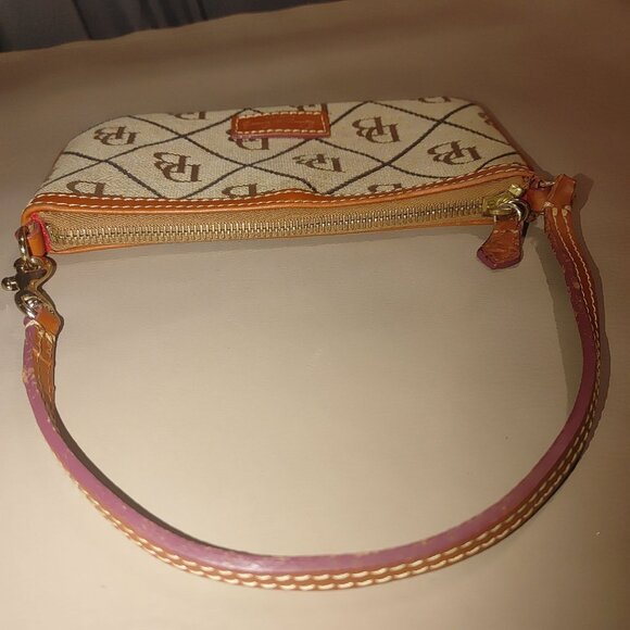 Dooney Bourke Monogram Wristlet Beige Brown Leather Trim Canvas Small Purse - Picture 5 of 9